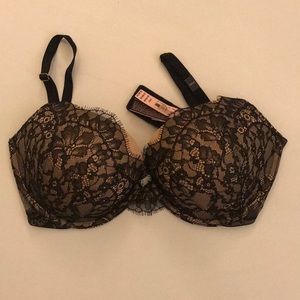 Victoria’s Secret “Very Sexy” Push Up Bra